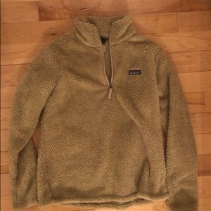 women’s L patagonia fleece